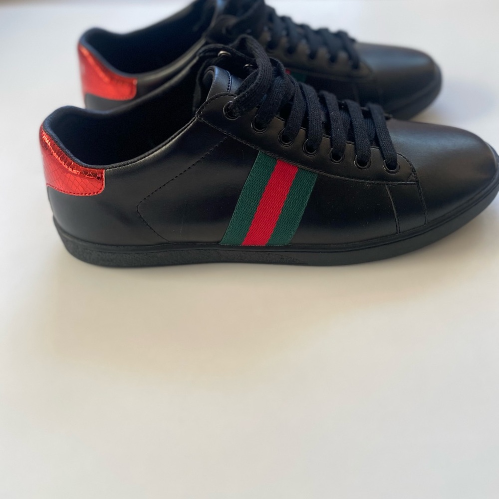 Gucci Men’s Ace Leather Sneakers